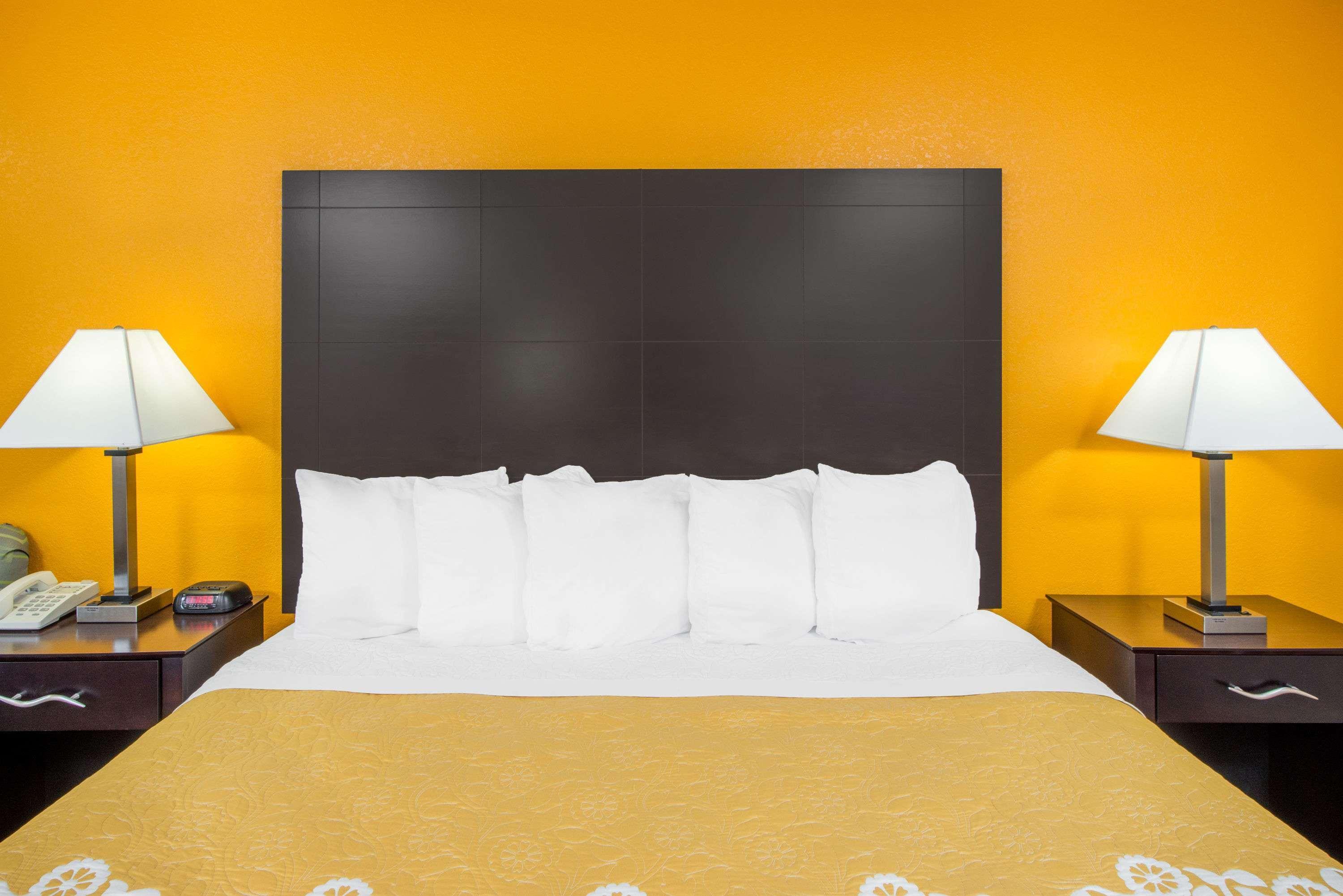Days Inn By Wyndham Calvert City - Paducah East Esterno foto