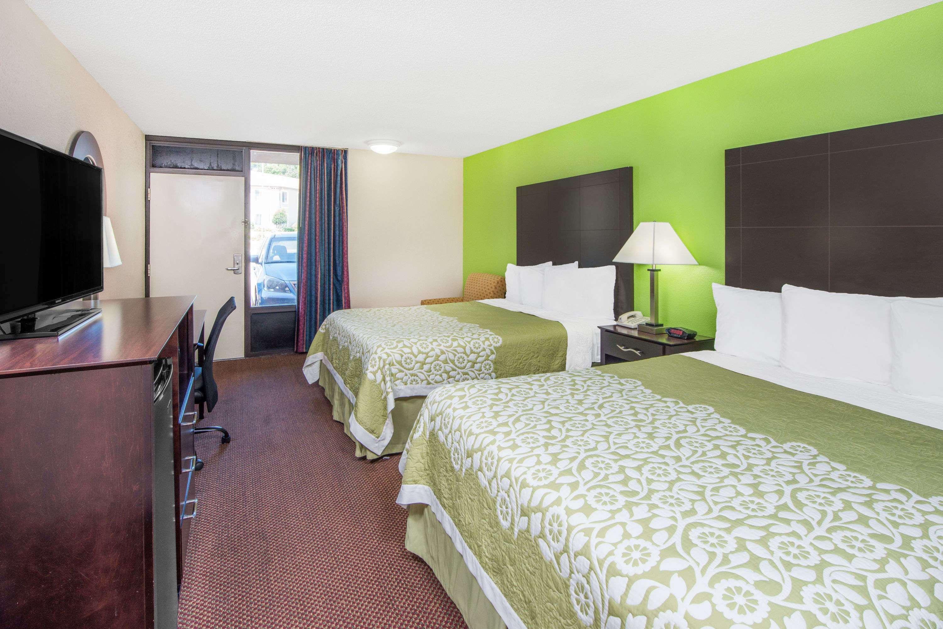 Days Inn By Wyndham Calvert City - Paducah East Esterno foto